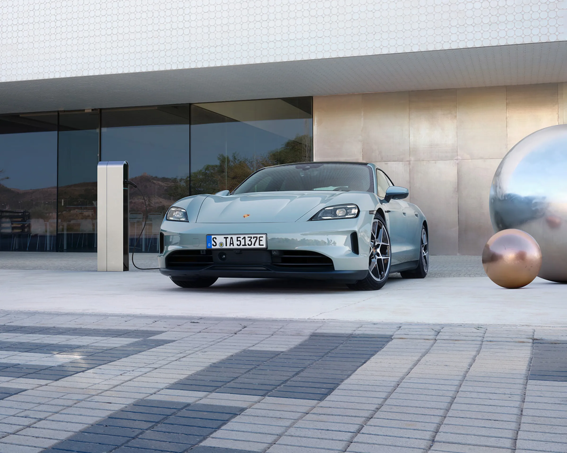 Porsche Taycan